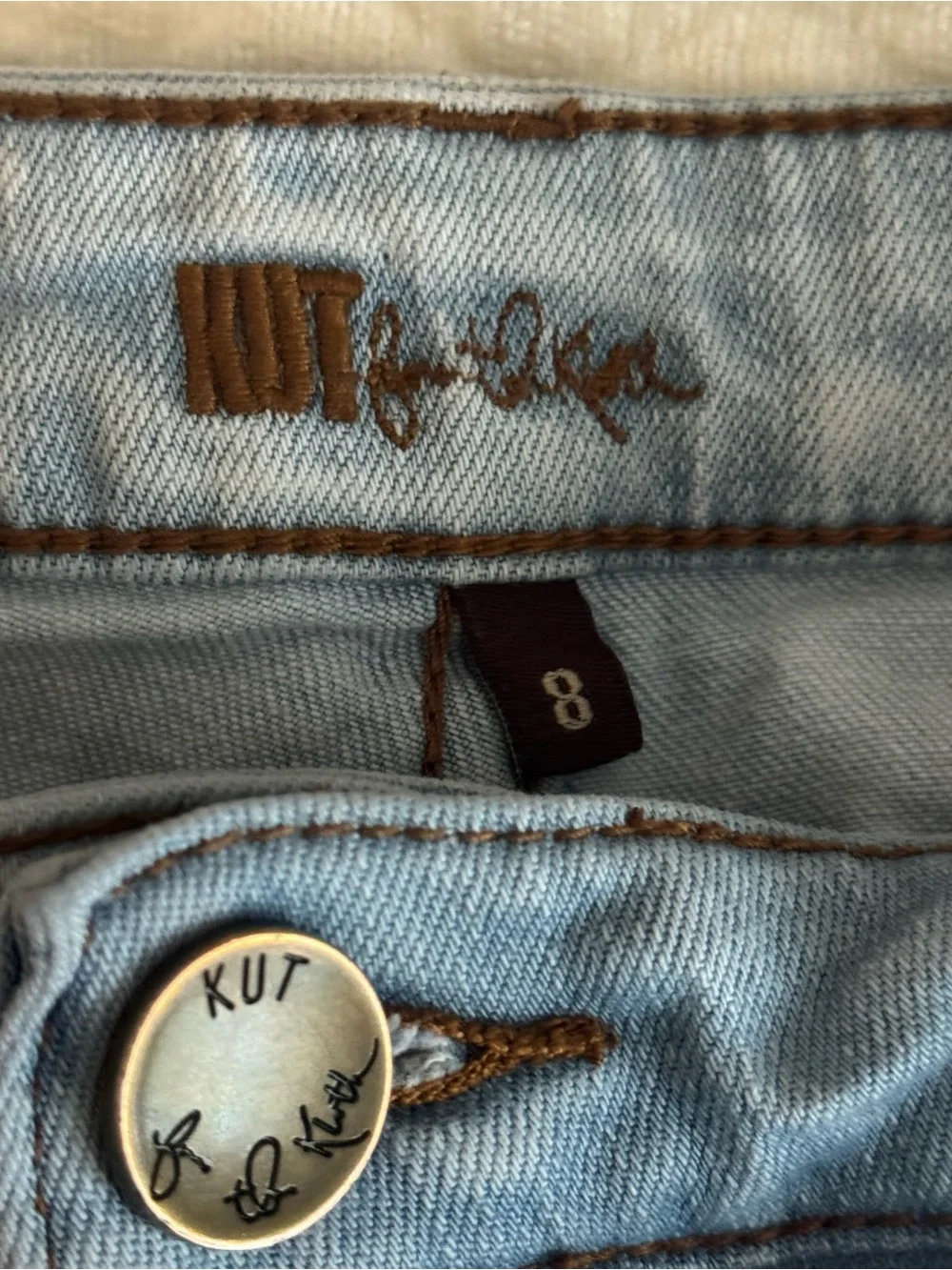 KUT from the Kloth Gidget Mid Rise Fray Denim Shorts- Sz 8